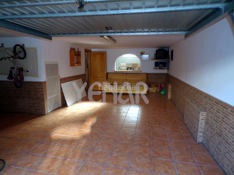 Foto 0e59d418-ae1f-4054-b4f3-a7a8a78d817e. Reihenhaus mit parking in Castalla