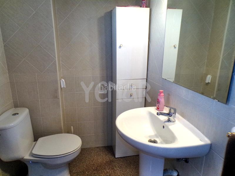 Foto 6c6e8b52-e3ea-47fc-b730-5f039f5b6b6d. Reihenhaus mit parking in Castalla