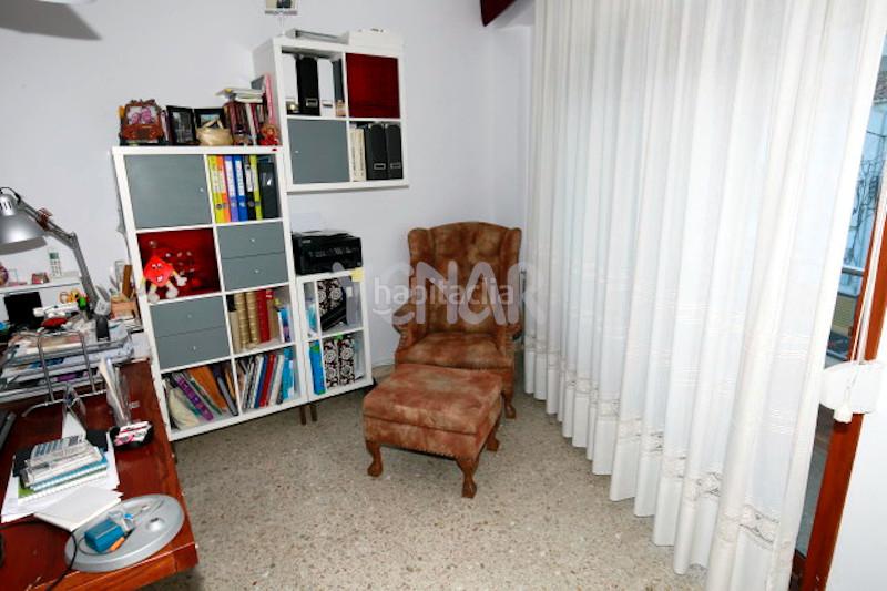 Foto 10c3ee5a-e79d-42a6-b9a3-24baf1b47187. Piso  en Castalla