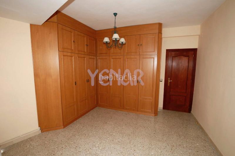 Foto a44cb572-3728-49c3-abcb-526037a7a51a. Piso  en Castalla