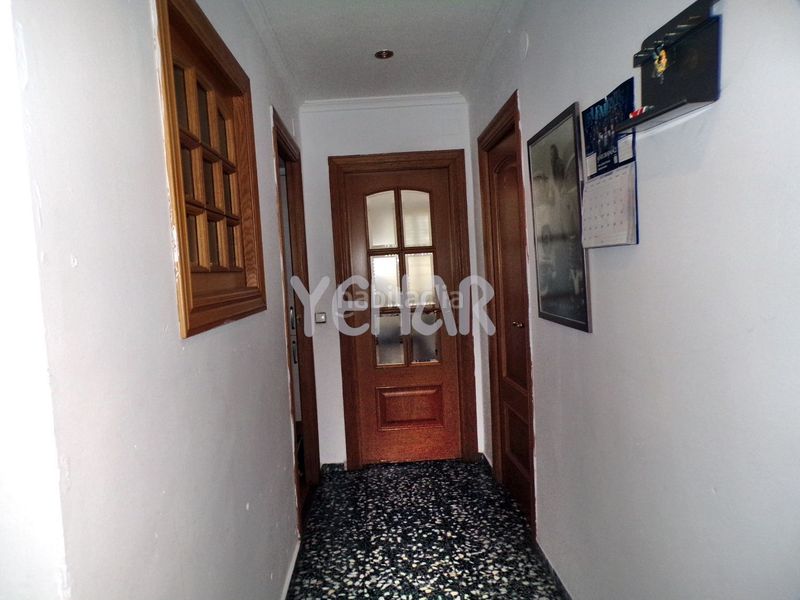Foto 4cb004e7-f17e-4c34-806c-670cc2989073. Pis a Castalla