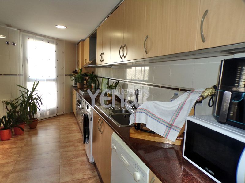 Foto bb9e7e44-8eea-4b55-9cff-e292e5ca9365. Duplex con riscaldamento in Castalla