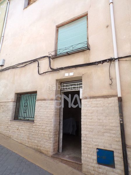 Foto c458686a-ab6a-4bac-b3d4-a2ccad9cf356. Casa a Castalla