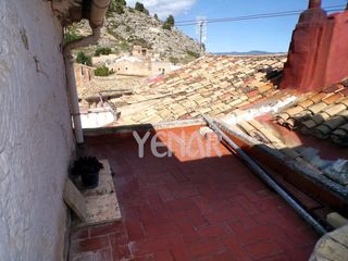 Country house in Onil. Casa en onil
