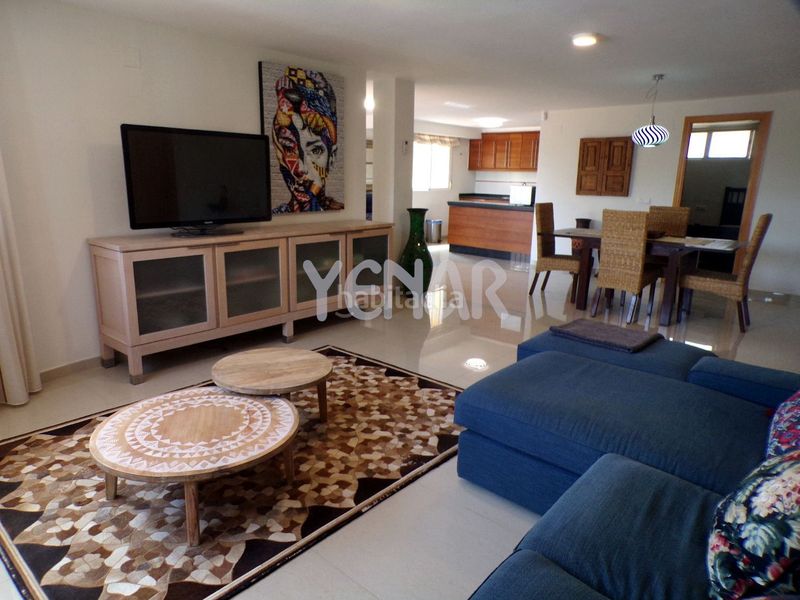 Foto e4d64227-1dee-479a-97e0-15499f54ccca. Casa a Castalla