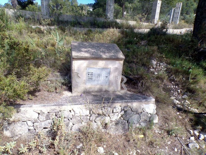 Foto c46b53a7-a935-4061-be35-a21251460cc8. Finca rústica a Castalla