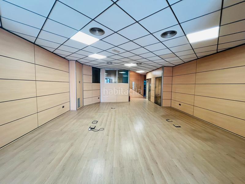 Foto 600e2342-c7f9-48e7-b5f2-9f492c432508. Rent business premise in carrer de santa cecília 8 in Moncada