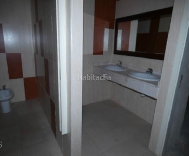 Foto c6feeea8-6942-47b3-98e1-ce212ceb812c. Rent business premise in Moncada