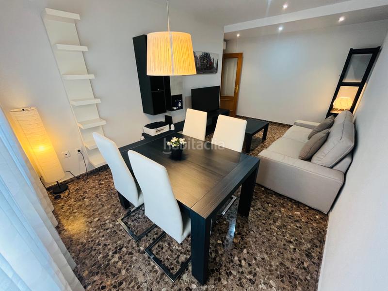 Foto 616d5a35-8c43-47bc-8f90-d8d81d620a87. Affitto appartamento in carrer hispanitat 8 in Moncada