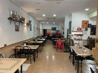 Traspàs Local Comercial  Carrer saleta. Bar traspaso - venta