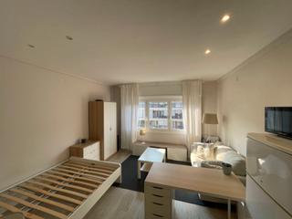 Location Appartement  Travessera de les corts. Estudio amueblado en travesera de les corts
