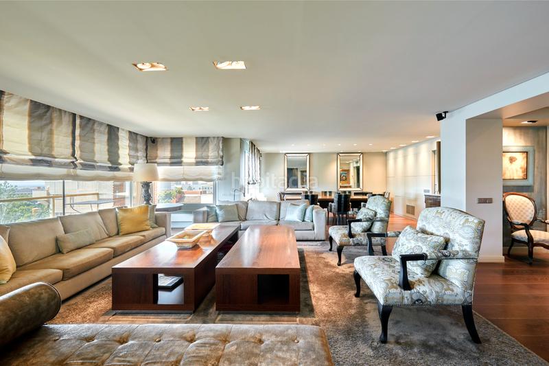 Foto 00771eba-ffaa-43ac-98e2-335e3149df5e. Alquiler piso  amueblado zona alta alquiler con zona comunitaria vigilancia y parking en Barcelona