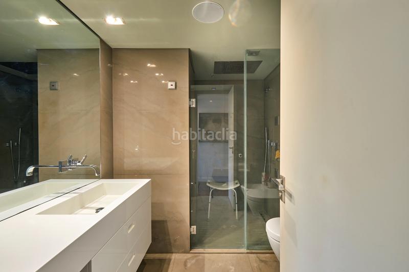 Foto ce7a63f3-63af-46df-92f1-7e5ff5d4b875. Alquiler piso  amueblado zona alta alquiler con zona comunitaria vigilancia y parking en Barcelona