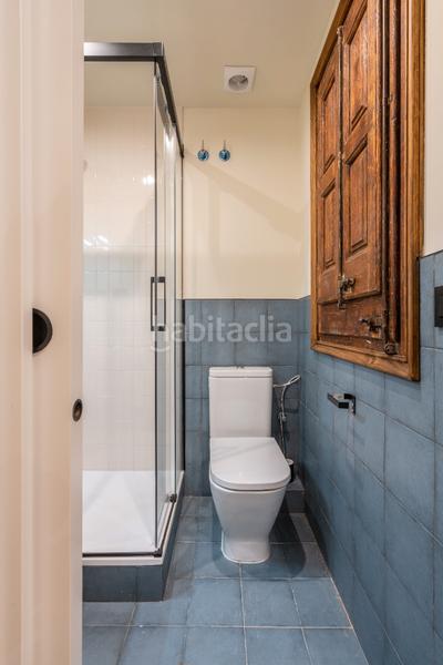 Foto dad5ae1c-9eb4-4bb2-b8ce-7a964861b9f4. Alquiler piso disponible 9 de abril piso alquiler amueblado en Barcelona