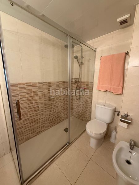 Foto 1b0e6fe6-3ab4-436a-8292-698f8b12e008. Dúplex amb calefacció a Pubilla Cases Hospitalet de Llobregat (L´)