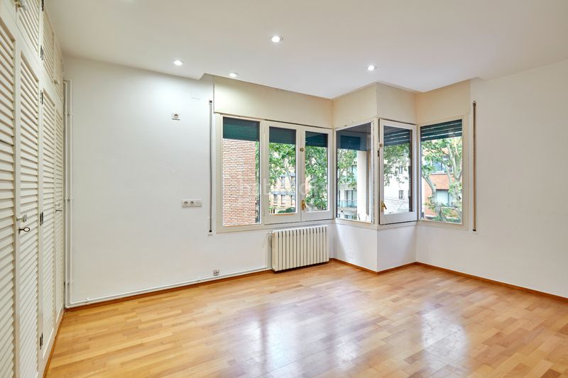 Foto 5445c3c2-4185-497a-b4b1-3339d3989857. Piso  en venta totalmente exterior a los 4 vientos en Tres Torres, . en Barcelona