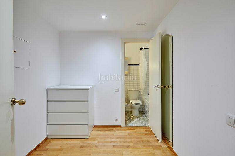 Foto e6176574-d2d7-4ad6-b1de-467ec7a5e41a. Piso  en venta totalmente exterior a los 4 vientos en Tres Torres, . en Barcelona