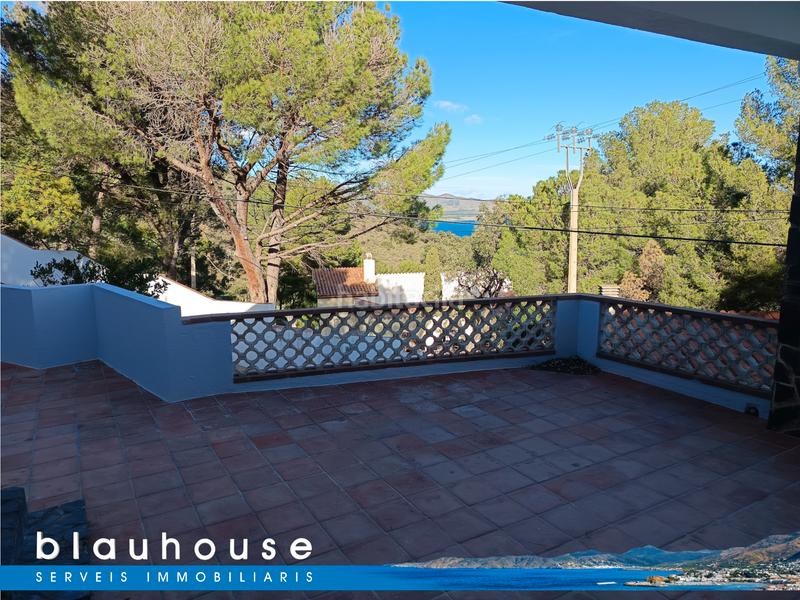 Foto b5cc959c-2c3d-4f1a-abf6-1a96d8deb214. Casa con camino riscaldamento parcheggio piscina in Port de la Selva (El)