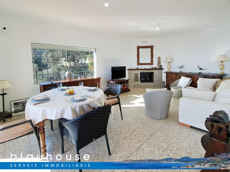 Foto 70615129-b0f8-4f32-ab7a-c05804500077. Casa amb xemeneia aparcament a Port de la Selva (El)