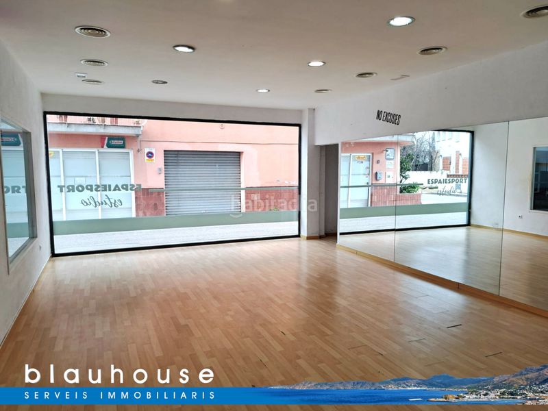 Foto 6a70b0de-3f50-4fdf-bbaa-57e3c19f6741. Local comercial a La Vila Llançà