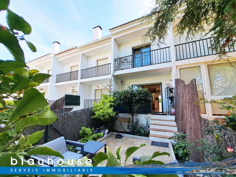Foto b8a3e79a-1dba-42f0-b5b4-9890cb05e392. Casa adossada amb xemeneia aparcament a Cau del Llop - Super Fener - Fener Llançà