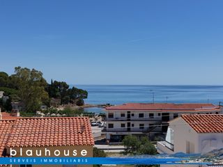 �tic a Grifeu - Cap Ras - Els Estanys - Sant Gen�s. Apartamento en grifeu con vistas al mar