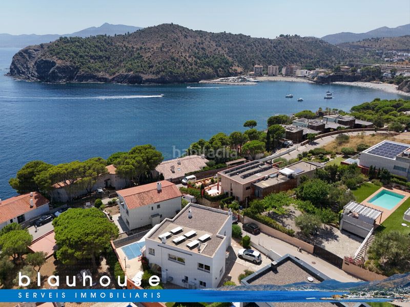 Foto d3a3d803-152b-4647-b67b-5be3aa2f4c02. Casa amb xemeneia calefacció aparcament piscina a Colera