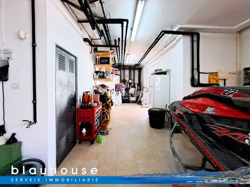 Foto 8b8504f5-20cd-4fb7-a33f-2004e7dd62c5. Haus mit kamin heizung parking pool in Colera