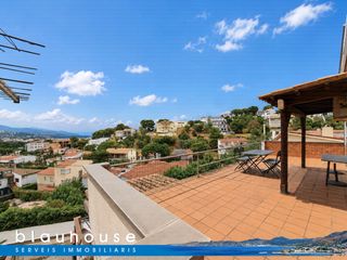 Appartement in El Colomer - La Bateria - La Coma. Ático con terraza, solárium, jardín y garaje cerrado