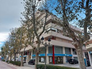 Appartamento in Passeig de l'estació 5. Piso en venta en passeig de l'estació. 4 habitaciones, una tipo