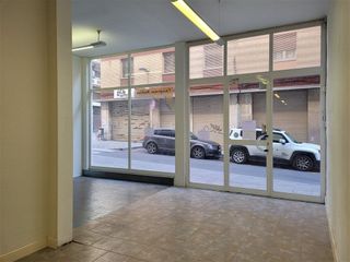 Locale commerciale  Carrer de miralbosc