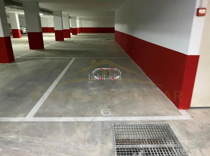 Foto 86a072a2-b9b5-4bd8-aa13-b01c23405d60. Parking coche en filipinas 1 garaje en almoradi en Almoradí