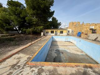 Masia a Albatera. Vivienda con terreno en albatera