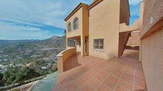 Xalet en Calle maryvilla 80. Casa independiente en maryvilla