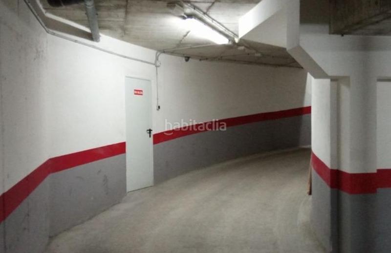 Foto b9252ea0-58f7-4402-abd2-d9f0dbbe7385. Autoparkplatz in avenida del aeropuerto 15 in Callosa de Segura