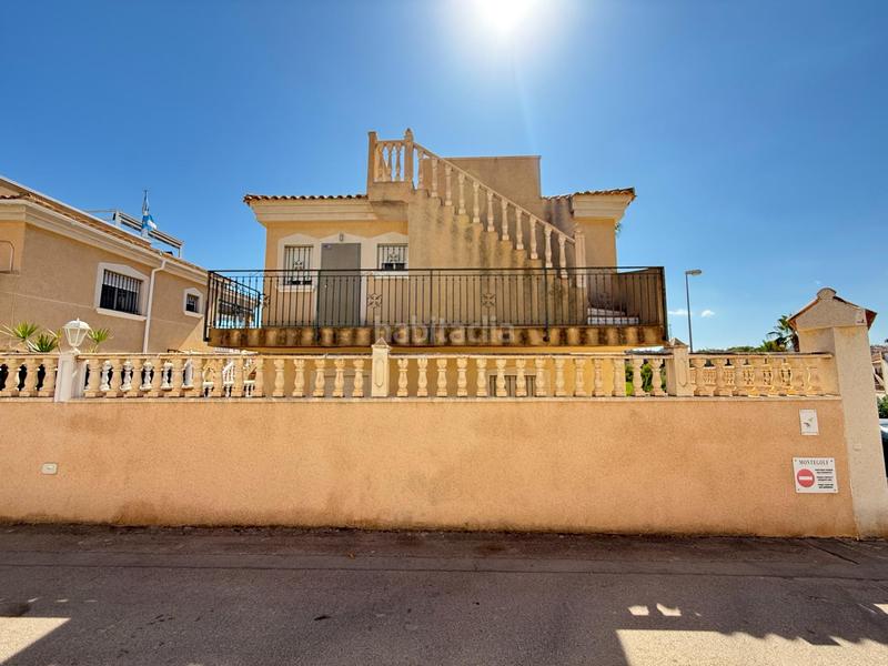 Foto 08b15c45-9752-4503-aa0f-5be99bed1f80. Xalet amb aparcament piscina a Villamartín-Las Filipinas Orihuela