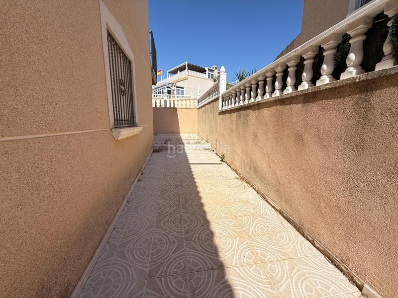 Foto 77609315-a271-49b2-9c58-0c41adefe6db. Xalet amb aparcament piscina a Villamartín-Las Filipinas Orihuela