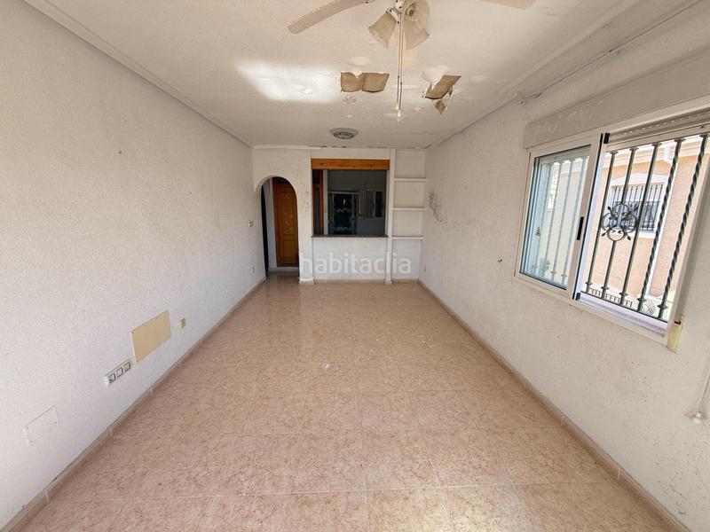 Foto 9ea2167b-6372-451d-b29b-f02322a05c8a. Xalet amb aparcament piscina a Villamartín-Las Filipinas Orihuela