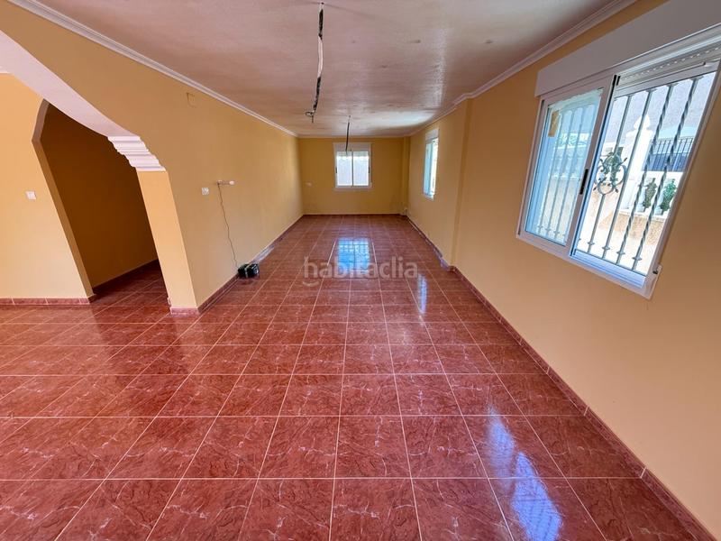 Foto a35c9efe-bbf5-43f1-8a09-f07a6a9043c6. Xalet amb aparcament piscina a Villamartín-Las Filipinas Orihuela