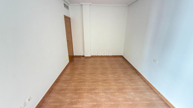 Foto 2ed1f309-ef99-41cb-b51c-7bca48382956. Pis a calle tierno galvan 11 a San Isidro