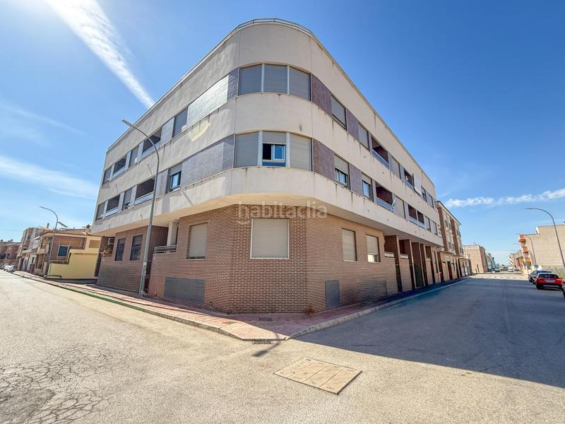 Foto ceb3caf1-f88e-48db-9769-60f5f5f12237. Pis a calle tierno galvan 11 a San Isidro