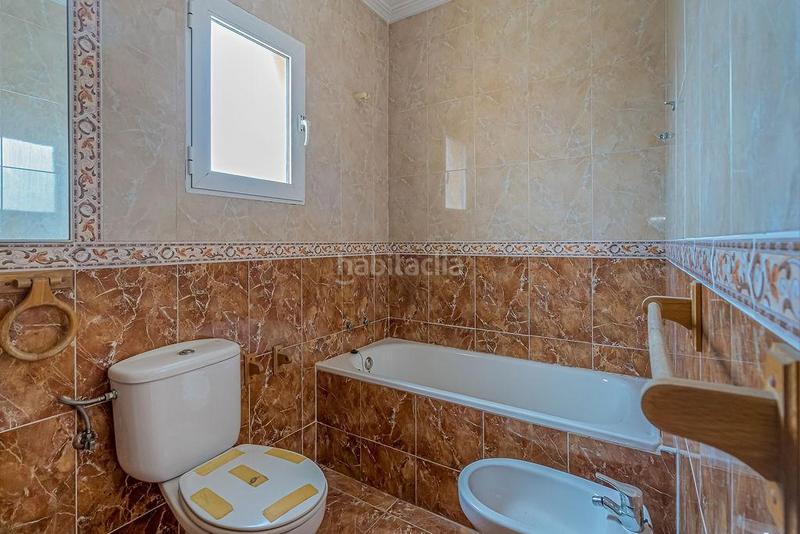 Foto 27a73f0f-23a2-4bb4-b5e6-a6fbd3520b61. Semi detached house in calle Orihuela-campaneta 2 in Orihuela