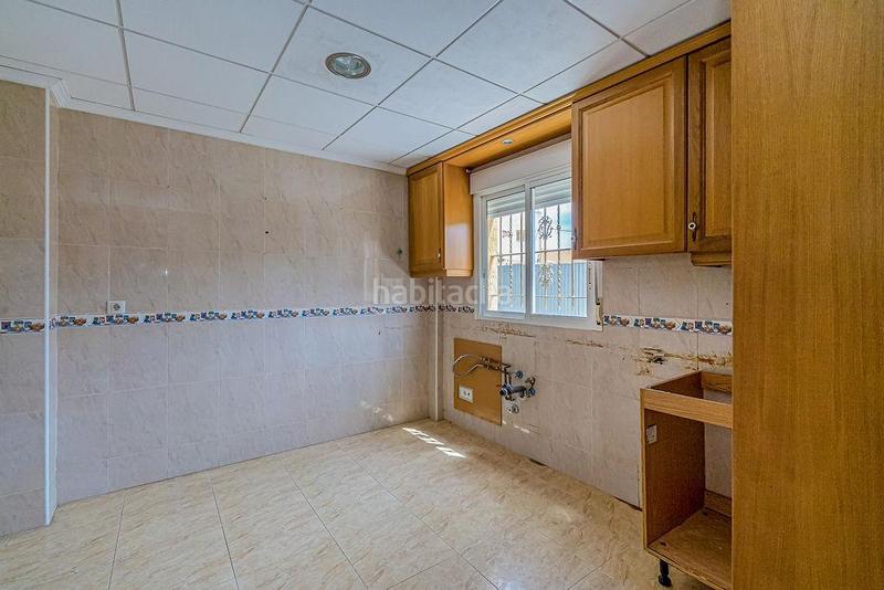 Foto ca3126ca-33b5-46f4-941f-8eff31f81d4c. Semi detached house in calle Orihuela-campaneta 2 in Orihuela