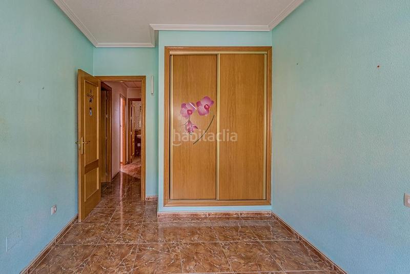 Foto e9b9eec8-edc4-44b3-8de7-2550826f9664. Semi detached house in calle Orihuela-campaneta 2 in Orihuela