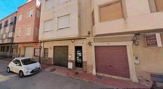 Pis  Calle pio xii 3. Piso en callosa de segura