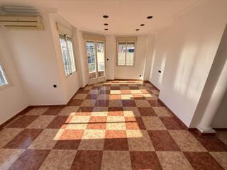 Appartement à Avenida estacion la 45. Piso en callosa de segura