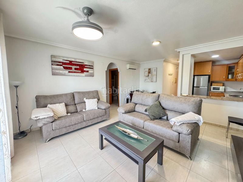 Foto a446f7f7-843d-4a47-bb0a-3297e5145c10. Alquiler apartamento en calle a-1 Aguamarina 42 piso costa en Orihuela