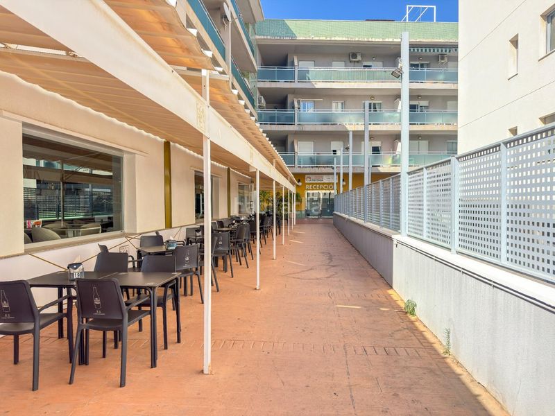 Foto ab3cd85b-7e7e-450e-8d5d-5ecc10e77529. Alquiler apartamento en calle a-1 Aguamarina 42 piso costa en Orihuela