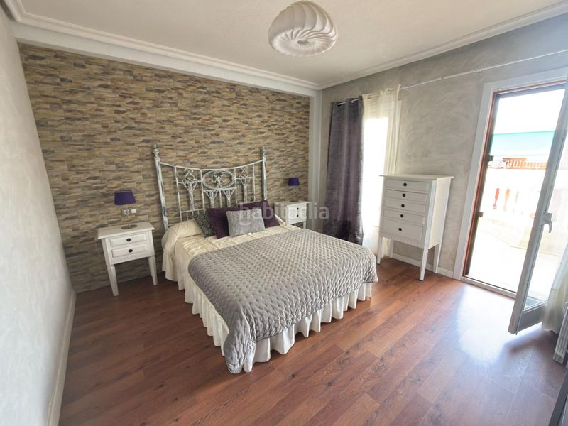 Foto 21cd4473-49d6-494c-b076-03fec2b58363. Tríplex a calle rojales 7 a Playa de los Náufragos Torrevieja
