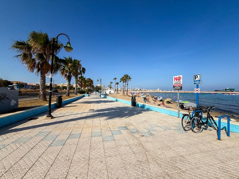 Foto 227e8469-745a-484e-a6b2-322920b63f62. Tríplex a calle rojales 7 a Playa de los Náufragos Torrevieja